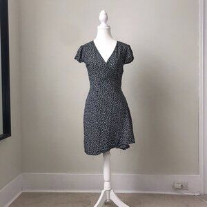 Brandy Melville Robbie Wrap Dress | Navy & White | Size S